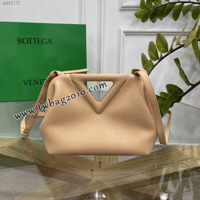 Bottega veneta高端女包 98088 寶緹嘉THE TRIANGLE BV專櫃新款杏仁色三角形五金手提女包  gxz1131
