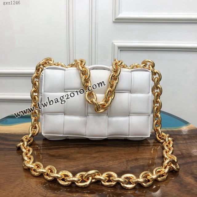 Bottega veneta高端女包 96008白色 寶緹嘉新款枕頭鏈條包 BV經典款小羊皮單肩斜挎手提女包  gxz1246