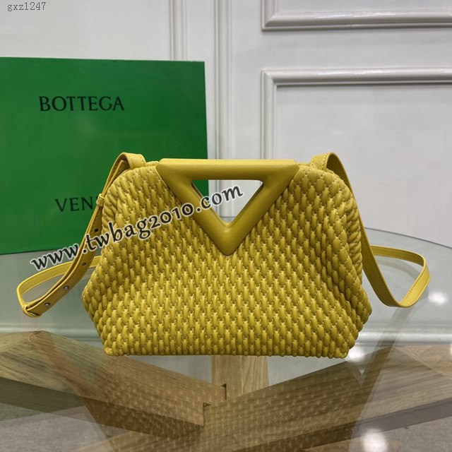 Bottega veneta高端女包 8546B BV寶緹嘉2021包包最新triangle倒三角手提單肩斜挎包三角包  gxz1247