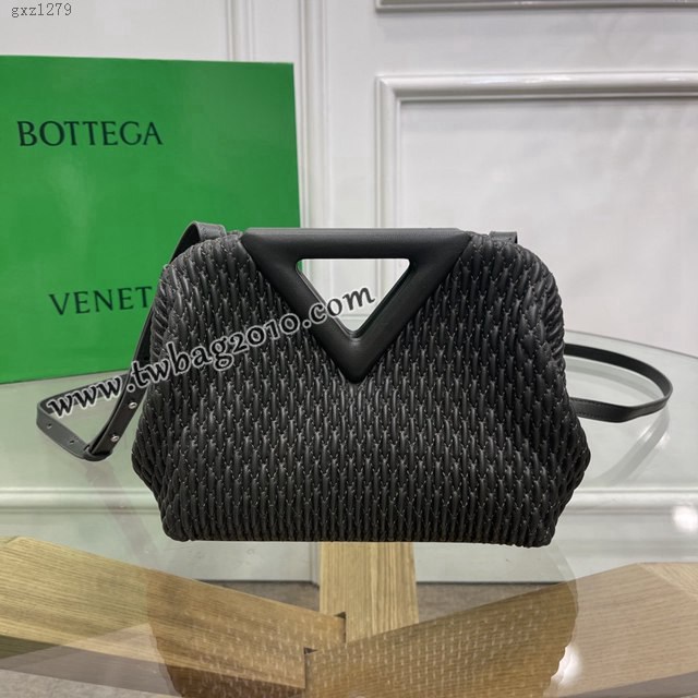 Bottega veneta高端女包 8546B BV寶緹嘉2021包包最新triangle倒三角手提單肩斜挎包三角包  gxz1279