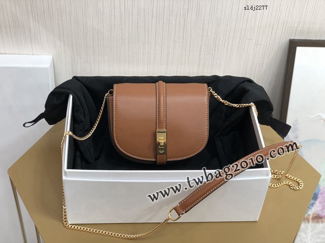 Celine專櫃2023新款鏈條單肩斜挎小包 10G453 賽琳16系列新款馬鞍包 sldj2277
