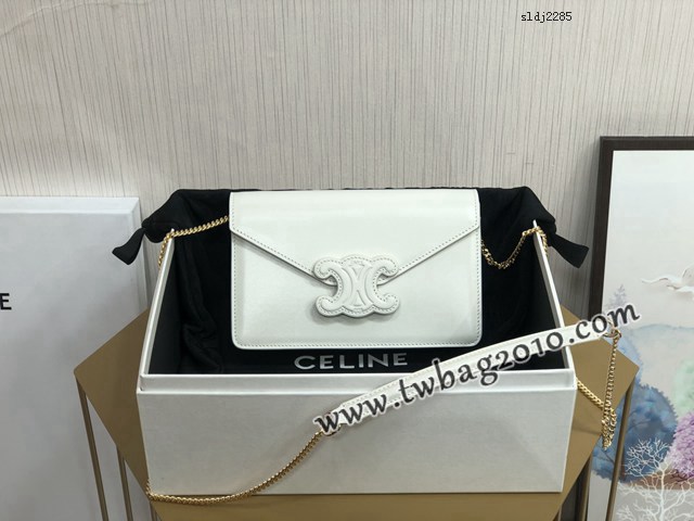 Celine專櫃2023新款CUIR TRIOMPHE斜挎女包 賽琳新品WOC鏈條皮革信封包 10J733 sldj2285