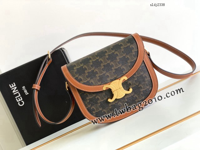 Celine專櫃2023新款TEEN BESACE TRIOMPHE標誌印花牛皮革手袋 賽琳凱旋門馬鞍包 sldj2338