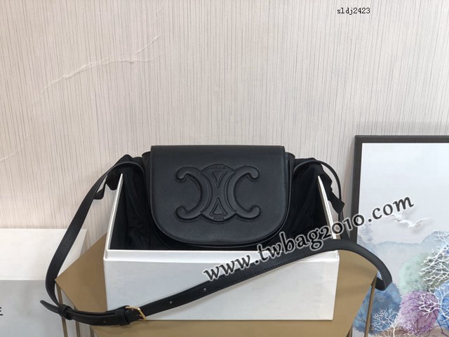 Celine專櫃2023全新CUIR TRIOMPHE系列單肩斜挎包 賽琳新版馬鞍包 sldj2423