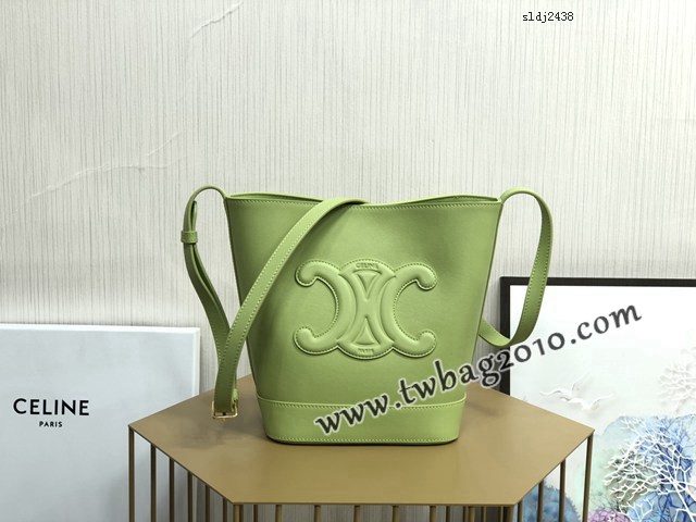 Celine專櫃2023s春夏新品CUIR TRIOMPHE小號繡花光滑牛皮水桶包 賽琳百搭斜挎肩背女包 sldj2438