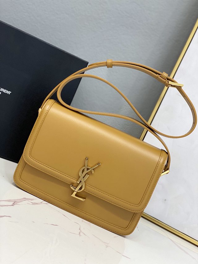 YSL专柜款女包 聖羅蘭經典款MONOGRAM金屬旋扣大號郵差包 YSL肩背斜挎包 634305  jjh1081