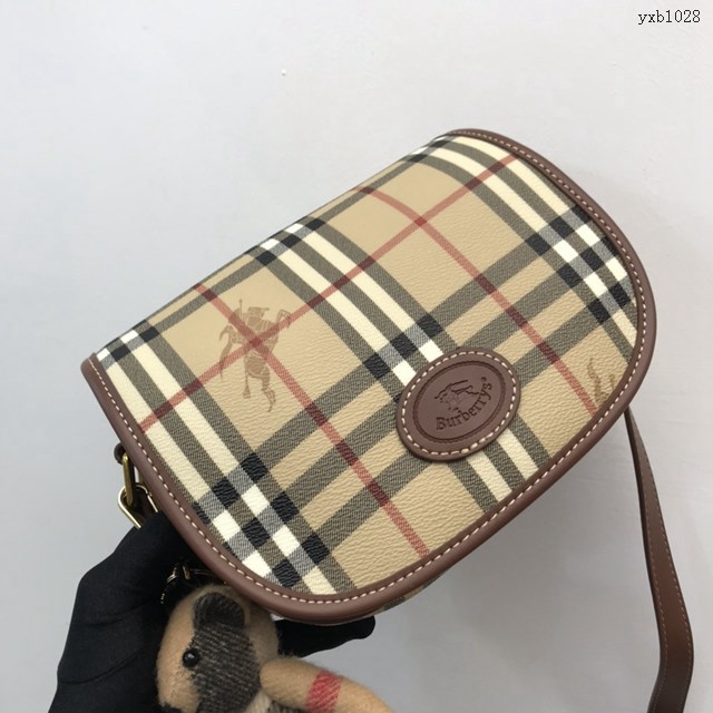 Burberry專門店新款中古vintage系列新款單肩斜挎馬鞍包 巴寶莉單肩斜挎女包 yxb1028