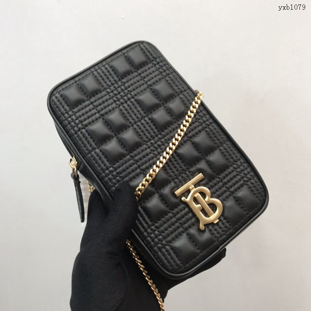 Burberry專門店新款絎縫手機包 巴寶莉Lola蘿拉收納袋鏈條小挎包 yxb1079