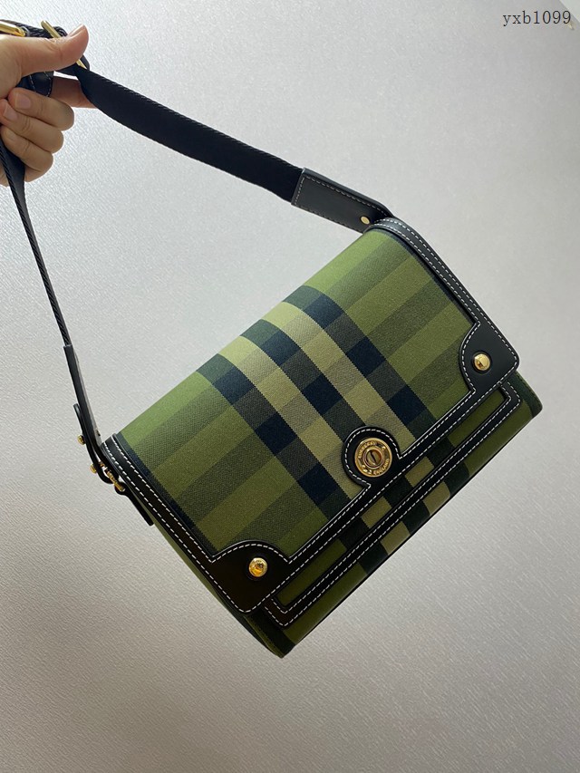Burberry專門店新款斜背包 巴寶莉格紋帆布女士單肩斜挎包 yxb1099