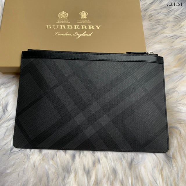 Burberry專門店新款男士專櫃最新手拿包 巴寶莉格紋拉鏈收納袋手包 yxb1121
