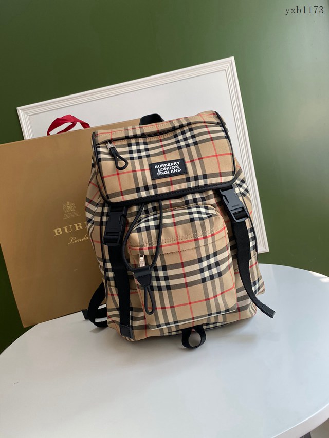 Burberry專門店新款雙肩包 巴寶莉Vintag復古格紋尼龍男士後背包 yxb1173