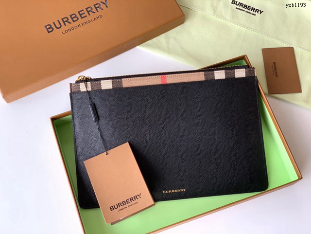 Burberry專門店新款拼色手包 巴寶莉男士專櫃最新手拿包 yxb1193