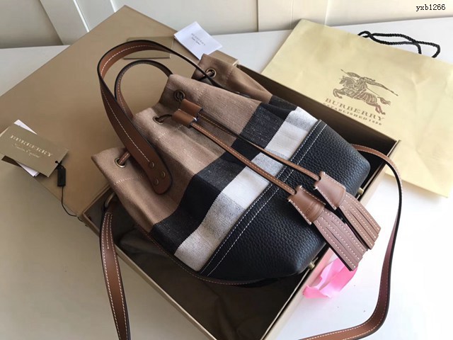 Burberry專門店新款Canvas格紋水桶包 巴寶莉肩背斜挎女包 yxb1266