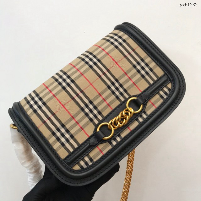 Burberry專門店新款斜背包鏈環包 巴寶莉格紋單肩斜挎女包 yxb1282