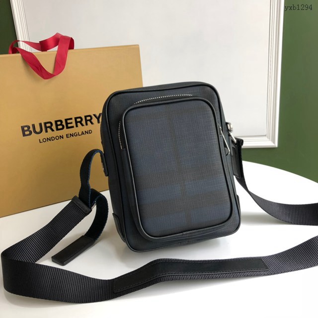Burberry專門店新款London斜背包 巴寶莉London格紋男士單肩斜挎包 yxb1294