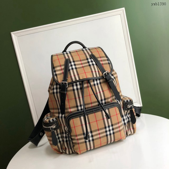 Burberry專門店新款大號Vintage復古格紋軍旅背包 巴寶莉男士女士後背包 yxb1390