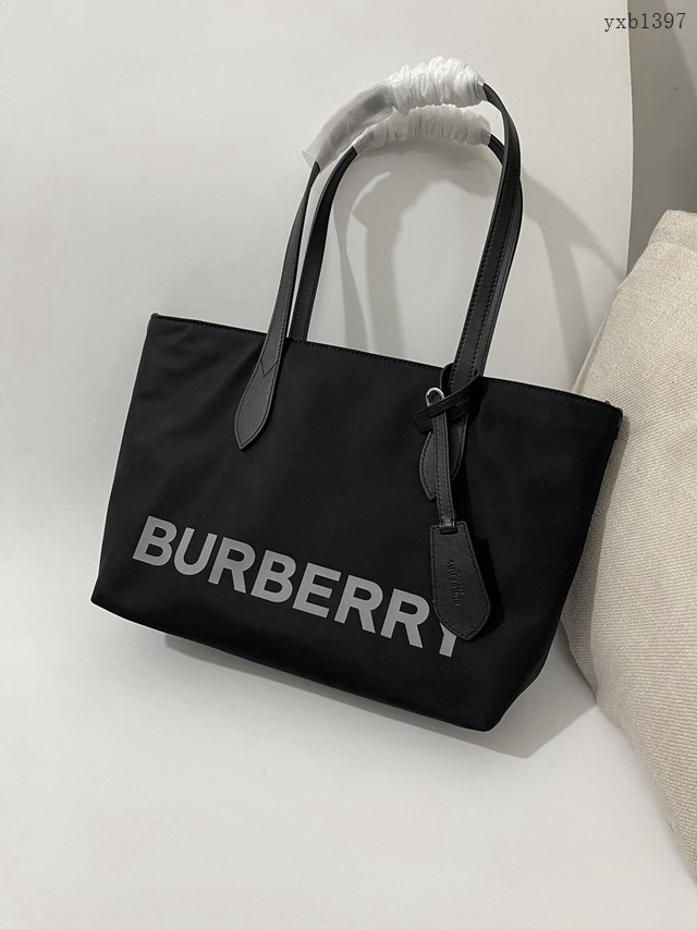 Burberry專門店新款尼龍配皮托特包 巴寶莉購物袋手提購物袋 yxb1397