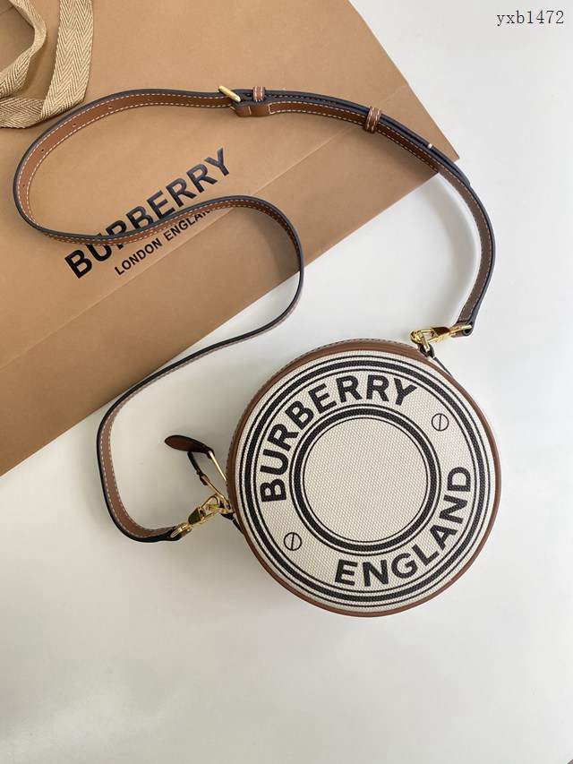 Burberry專門店新款圓餅包 巴寶莉棉質帆布拼皮革圓形斜挎包 yxb1472