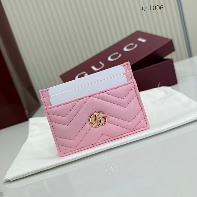 Gucci專櫃2026新款絎縫V型納帕羊皮革卡包 古馳Marmont女士卡套名片夾 443127 gc1006