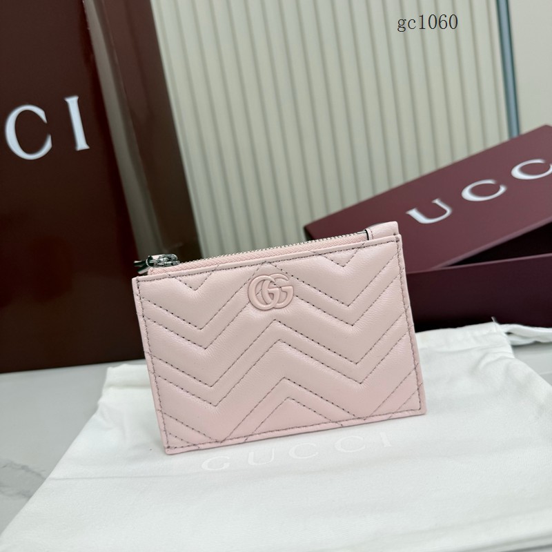 Gucci專櫃2026新款羊皮拉鏈鑰匙包 古馳Marmont系列女士絎縫V型拉鏈錢包卡包 837747 gc1060