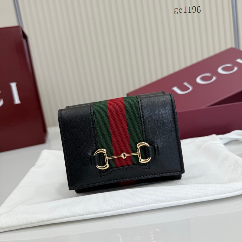 Gucci專櫃2026新款經典織帶短款錢夾卡包 古馳馬銜扣翻蓋男女錢包 867131 gc1196