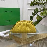 Bottega veneta高端女包 98061 寶緹嘉升級版小號編織雲朵包 BV經典款純手工編織羔羊皮女包  gxz1161