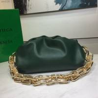 Bottega veneta高端女包 98078 寶緹嘉The pouch手拿肩背包 BV經典款鏈雲條朵包  gxz1292