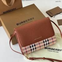 Burberry專門店新款格紋拼皮革斜背包 巴寶莉女款休閒小肩包手包 yxb1051