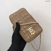Burberry專門店新款絎縫手機包 巴寶莉Lola蘿拉收納袋鏈條小挎包 yxb1080