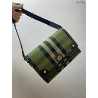 Burberry專門店新款斜背包 巴寶莉格紋帆布女士單肩斜挎包 yxb1099
