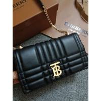Burberry專門店新款絎縫時裝秀款Lola蘿納包 巴寶莉鏈條單肩斜挎女包 yxb1134