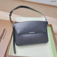 Burberry專門店新款女士肩背包 巴寶莉22秋冬款大號格紋腋下包 yxb1305