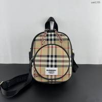 Burberry專門店新款格紋斜挎包 巴寶莉雙拉鏈口袋手提單肩包 yxb1335