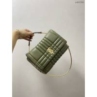 Burberry專門店新款羔羊皮Thomas專屬標識女包 巴寶莉手提單肩斜挎鏈條包 yxb1355