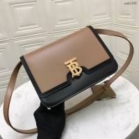 Burberry專門店新款中號TB專屬標識皮革鎖扣包 巴寶莉經典爆款皮革單肩斜背女包 yxb1368