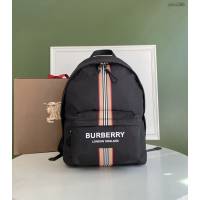 Burberry專門店新款防水尼龍雙肩包 巴寶莉 yxb1386