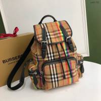 Burberry專門店新款中號彩虹Vintage格紋斜背式軍旅背包 巴寶莉男士女士後背包 yxb1392