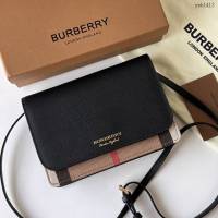 Burberry專門店新款兩用小肩包手包 巴寶莉翻蓋單肩斜挎女包 yxb1413