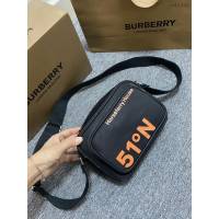 Burberry專門店新款相機包 巴寶莉尼龍布男女款單肩斜挎包 yxb1445