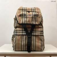 Burberry專門店新款實用型雙肩包 巴寶莉Vintage復古格紋尼龍男士雙肩包 yxb1447