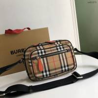 Burberry專門店新款Vintage復古格紋斜背包 巴寶莉肩背相機包男包 yxb1479