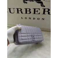 Burberry專門店新款絎縫時裝秀款Lola蘿拉包 巴寶莉皮革鏈條單肩斜挎女包 yxb1485