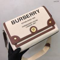 Burberry專門店新款背斜女包 巴寶莉經典帆布配皮翻蓋女士肩背包 yxb1505
