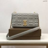 Burberry專門店新款羊皮小號TB蘿拉包 巴寶莉絎縫品牌格紋鏈條單肩挎背女包 yxb1536