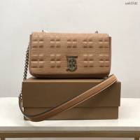 Burberry專門店新款羊皮小號TB蘿拉包 巴寶莉絎縫品牌格紋鏈條單肩挎背女包 yxb1541
