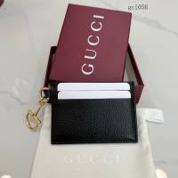 Gucci專櫃2026新款黑色全皮卡夾名片夾 古馳半馬銜扣男女卡包 855651  gc1056