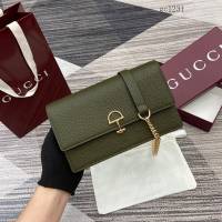 Gucci專櫃大號半馬銜扣翻蓋單肩斜挎包 古馳Softbit系列肩背包鏈條包 837373  gc1231