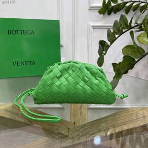 Bottega veneta高端女包 98061 寶緹嘉粗格編織羊皮雲朵POUCH手拿包 BV經典款女包  gxz1158