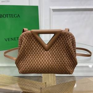 Bottega veneta高端女包 8546B BV寶緹嘉2021包包最新triangle倒三角手提單肩斜挎包三角包  gxz1280