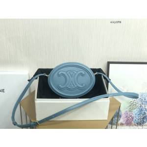 Celine專櫃2023新款經典凱旋門Logo大月餅包斜挎女包 賽琳OVAL CUIR TRIOMPHE大光滑牛皮革橢圓形手袋 sldj2259